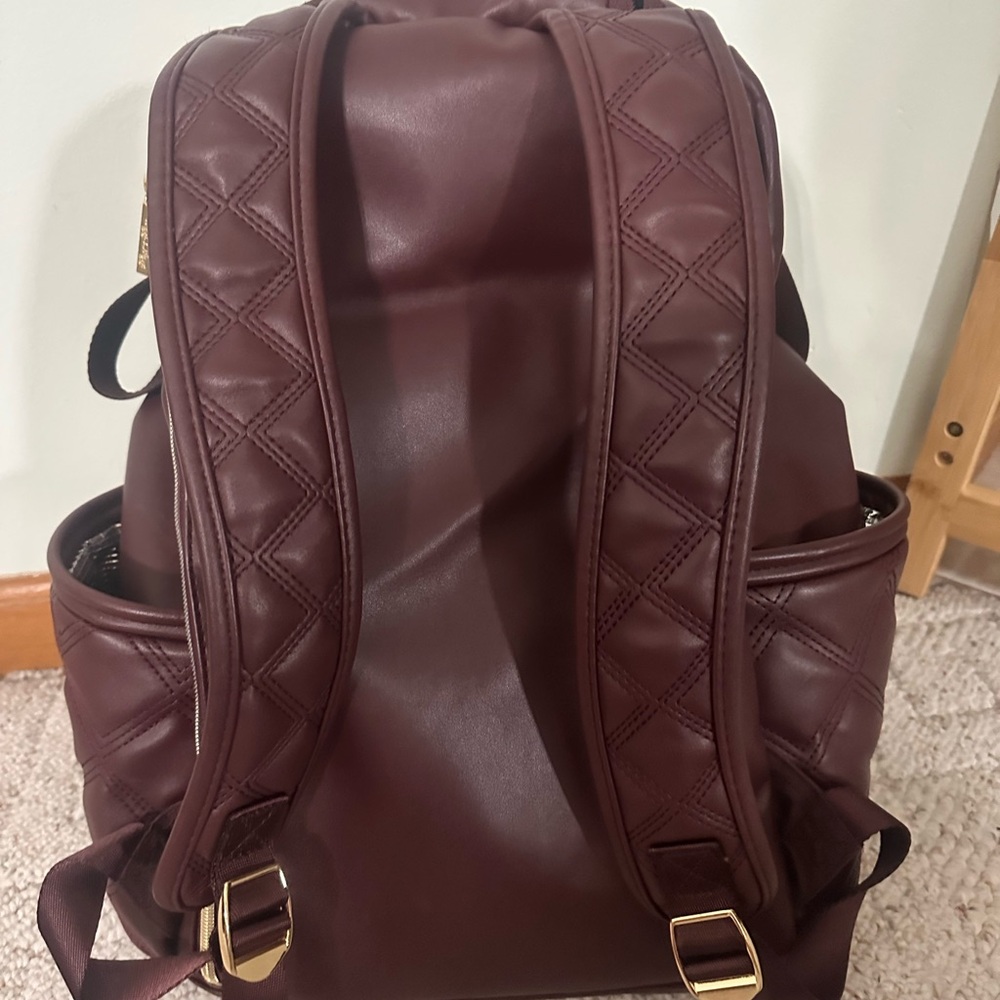 Itzy Ritzy Quilted Maroon Backpack - Picture 4 of 6